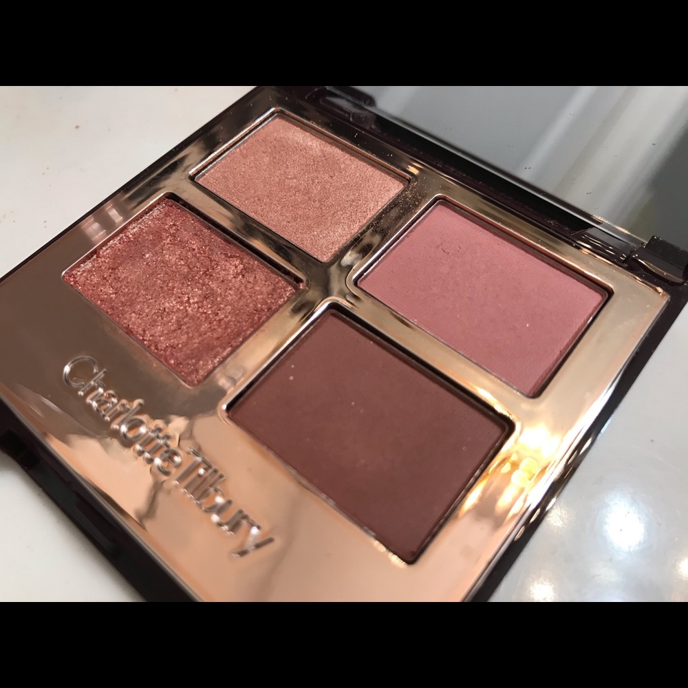 Charlotte Tilbury eyeshadow quad: Pillow Talk
